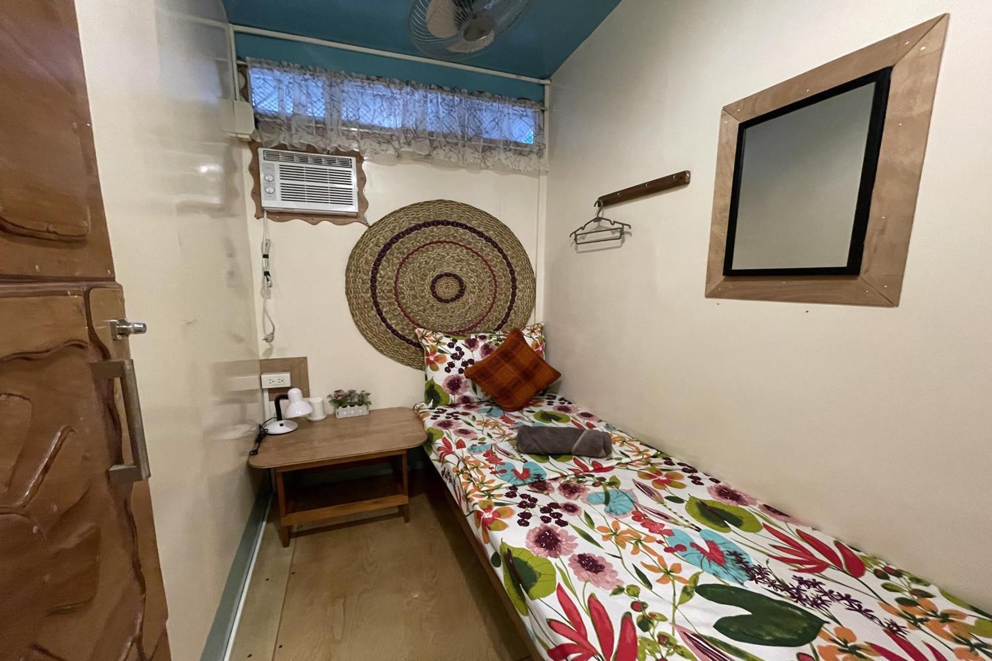 Balai Vivencio Hostel Puerto Princesa Екстериор снимка