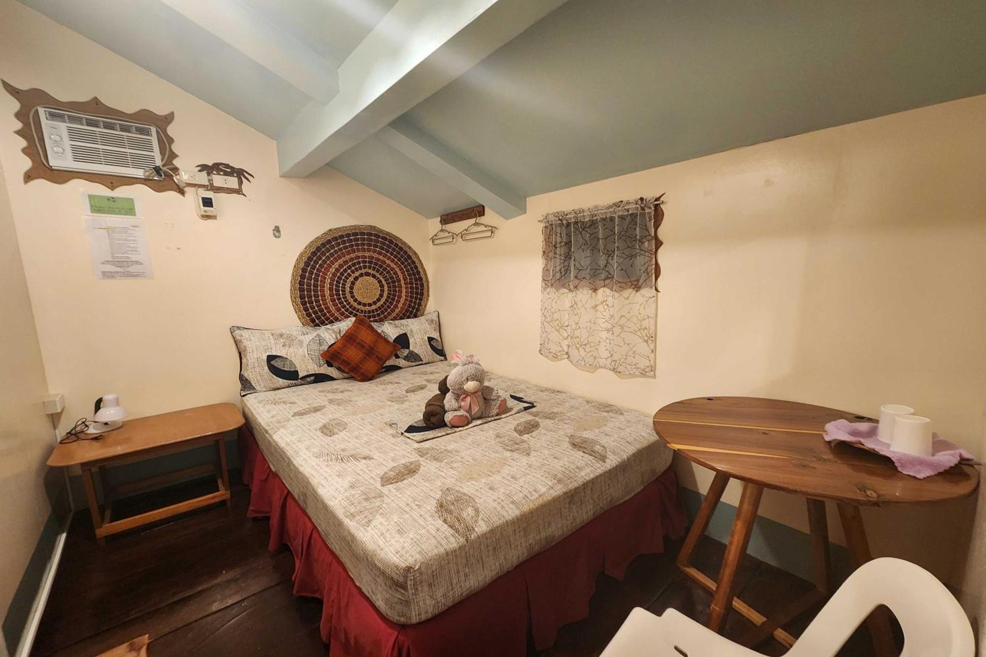 Balai Vivencio Hostel Puerto Princesa Екстериор снимка