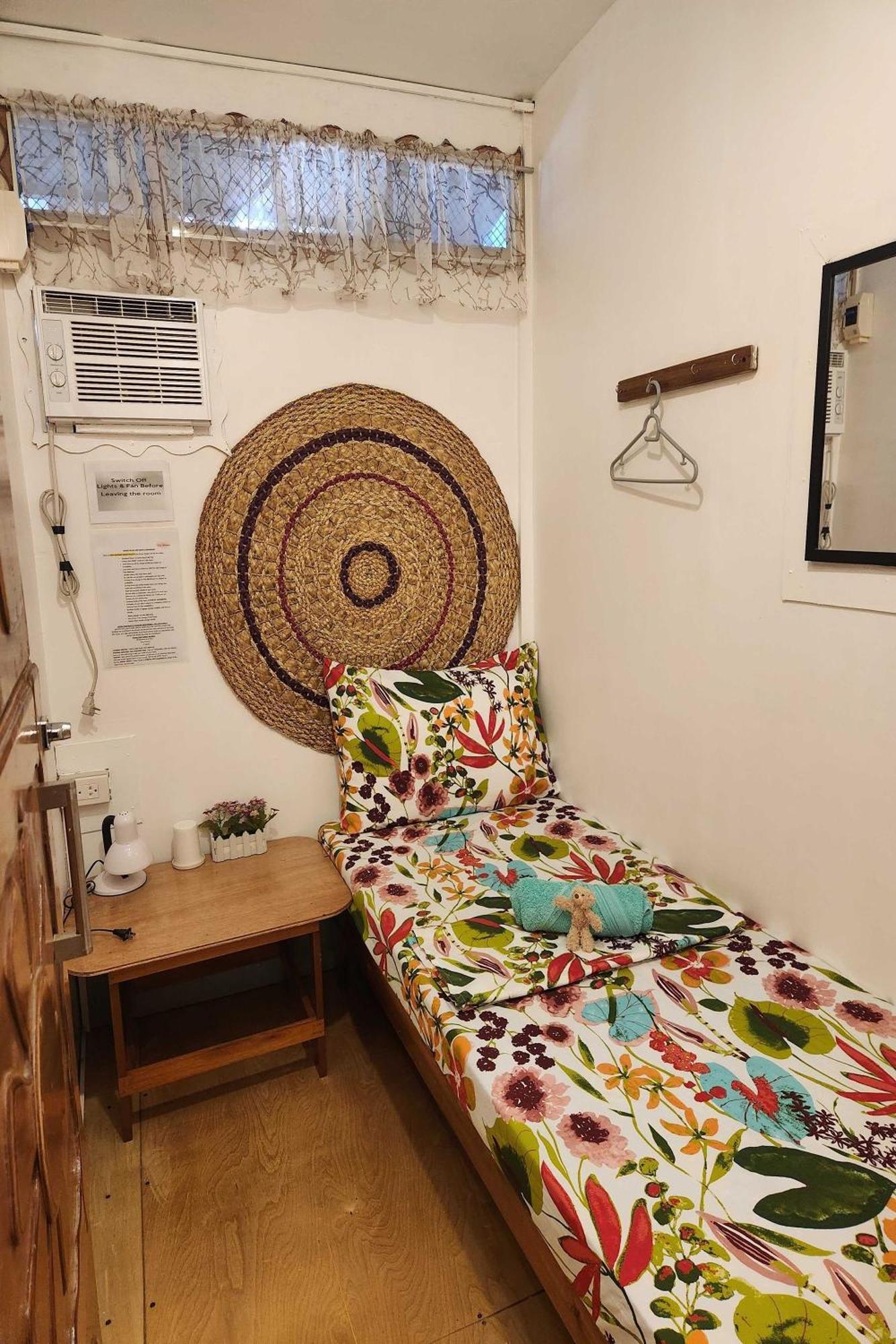 Balai Vivencio Hostel Puerto Princesa Екстериор снимка